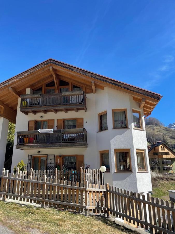 Alpino Charme Apartments Peio Exteriör bild